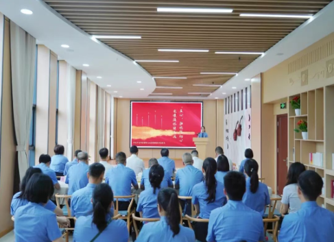 四川省广安市检察机关举行第五期党建品牌展示暨前锋区检察院“党旗铸魂·勇争先锋”主题党日活动观摩会 